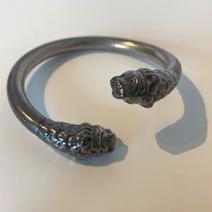 Vintage Silver bangle with Lion Heads